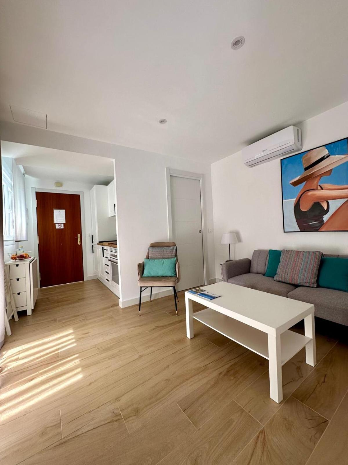 Apartamentos La Hormiga Deluxe Adra Eksteriør bilde